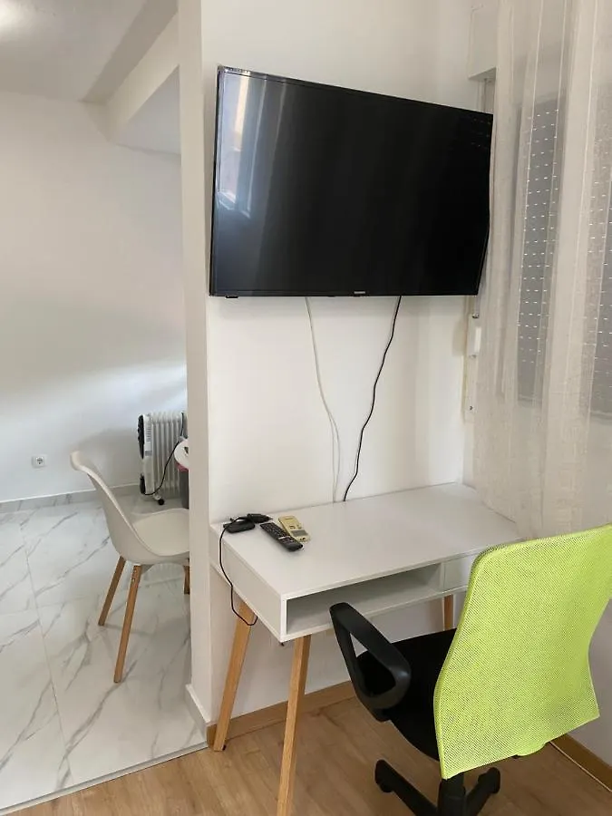 Paula Apartment Split